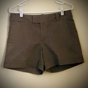 Banana Republic Brown Tab-front short 8